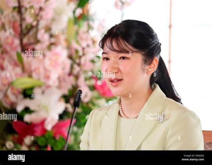 Aiko, Princess Toshi Biography – Facts, Childhood, Family Life of Naruhito’s Daughter