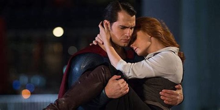 Amy Adams dishes on Henry Cavill’s Superman comeback and a potential Lois Lane return