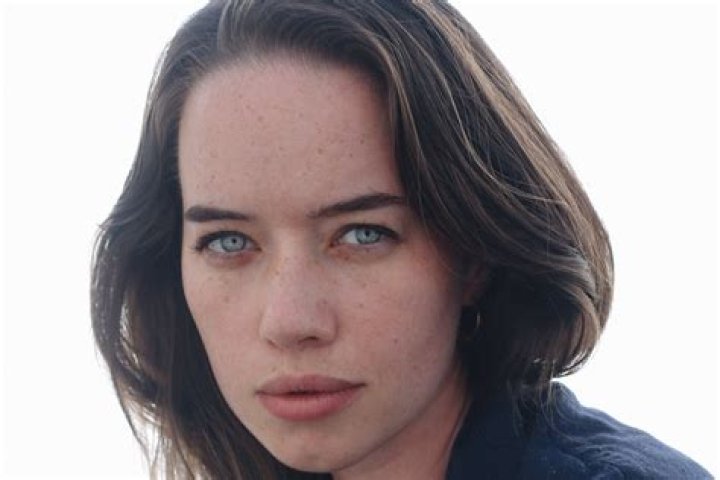 Anna Popplewell Height Weight Body Measurements Bra Size Stats Facts