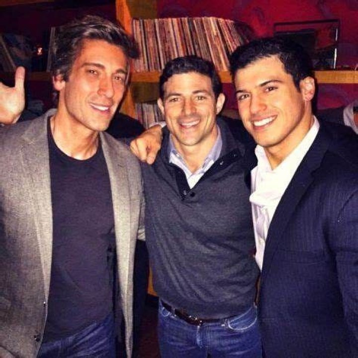 David Muir Biography - Facts, Childhood, Family Life & Achievements of Journalists