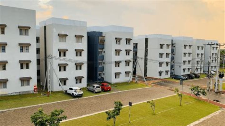 El Paso Man Brian Almanza Found Dead in Lower Valley Apartment Complex