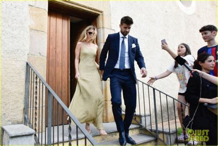 Gerard Piqué and Shakira wedding photos