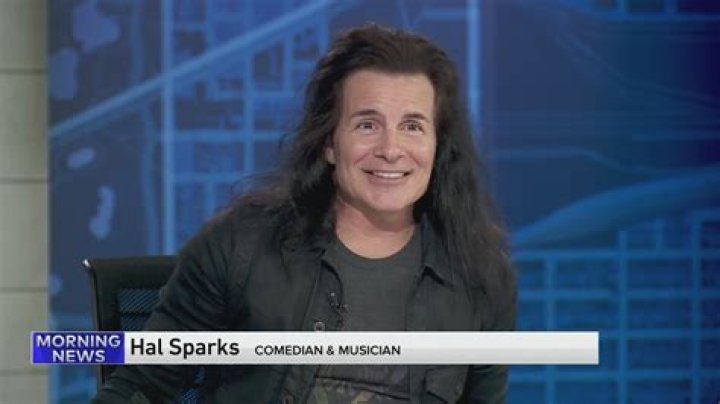 Hal Sparks – Bio, Facts, Family Life of Actor & Comedian