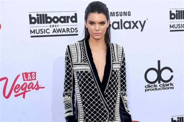 Kendall Jenner Confirms Ben Simmons Relationship As Ellen DeGeneres Grills Her About Sister Kylie