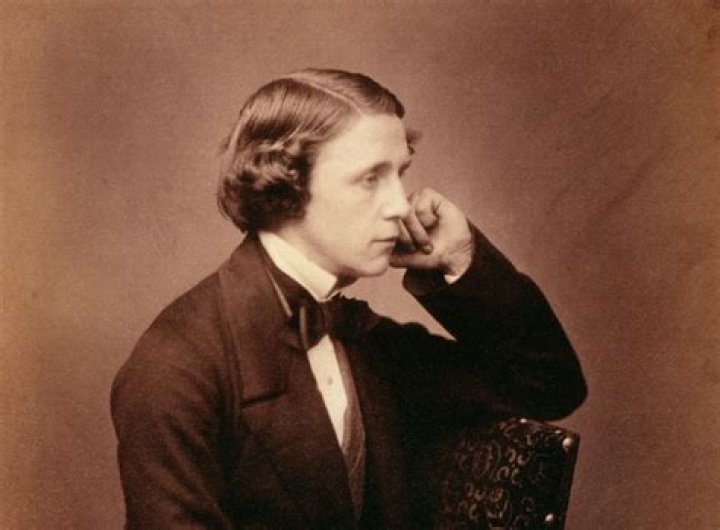 Lewis Carroll Biography - Facts, Childhood, Family Life & Achievements
