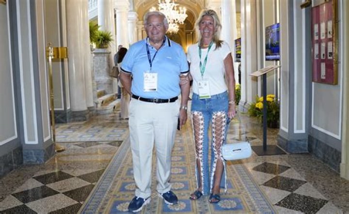 Nadine Arslanian (Robert Menendez’s Wife) Wikipedia, Age, Husband, Net Worth and More