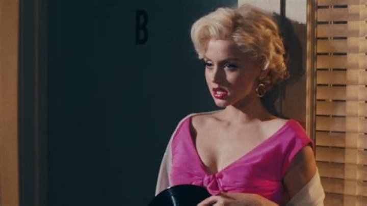 On The Set Of “Blonde,” Ana De Armas Claims That Marilyn Monroe Haunted Her