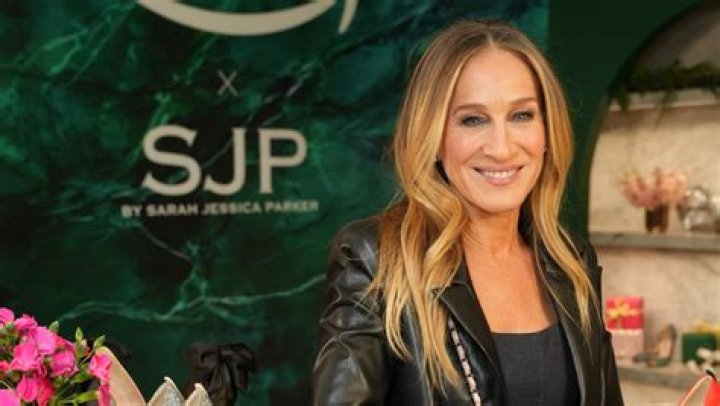 Sarah Jessica Parker Favorite Perfume Books Designers Biography