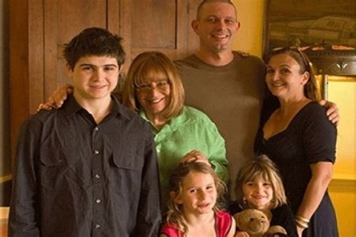 Tracy Reiner family, husband, children, parents, siblings